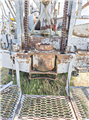 58086.9.jpg Failing Holemaster 1000 Drill Rig Failing